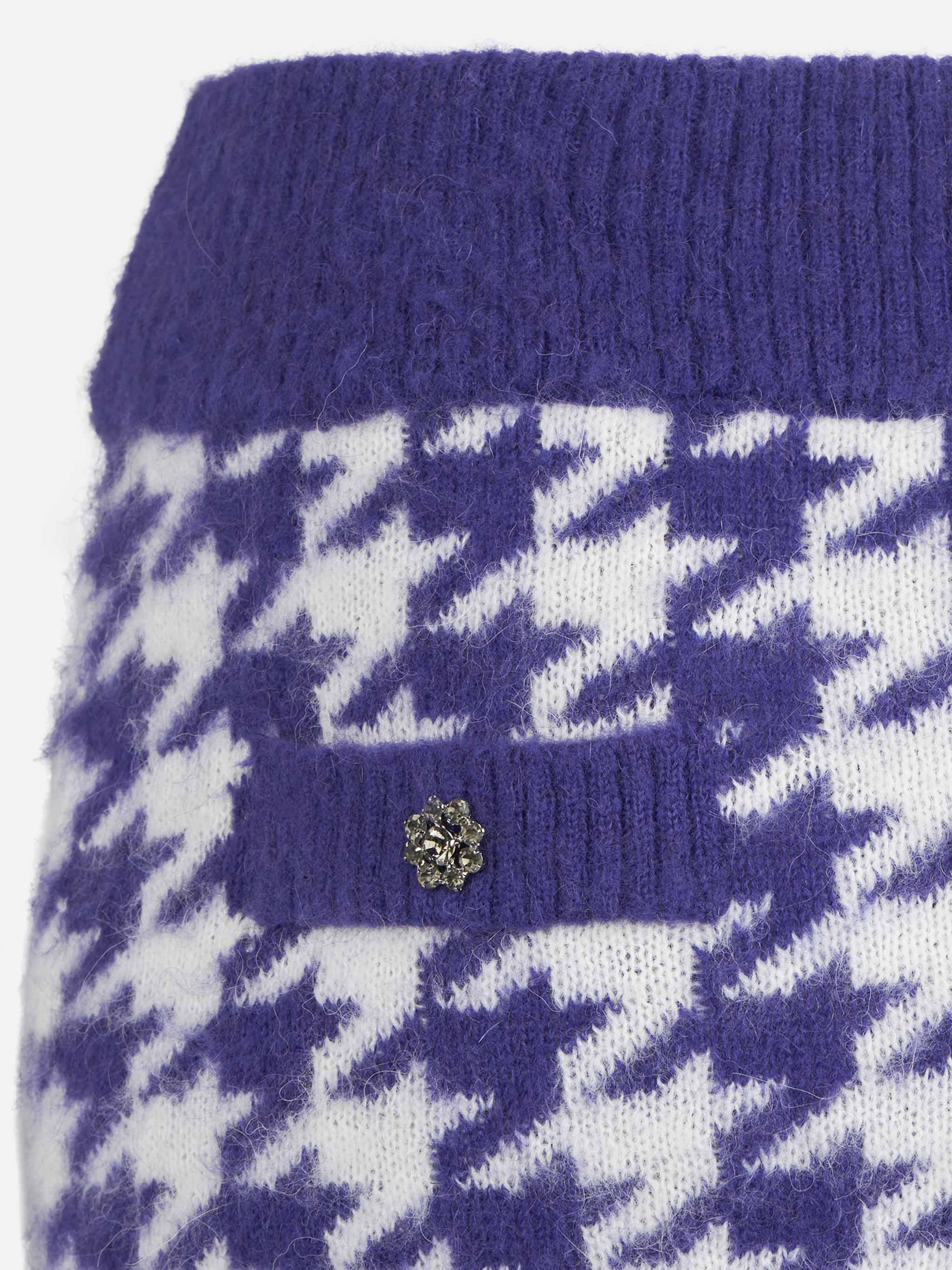Purple Chatel knitted skirt with pied de poule pattern - Image 7