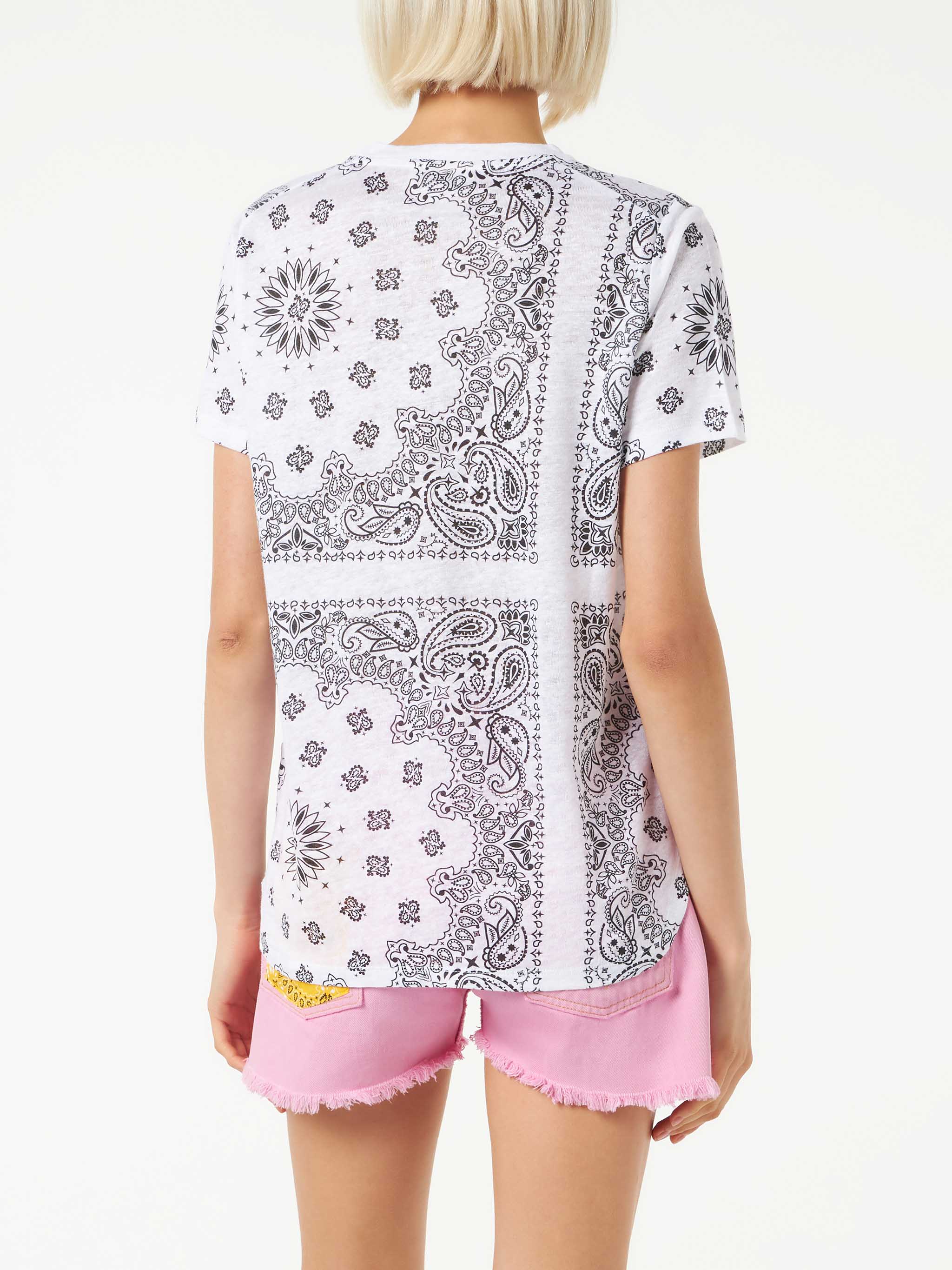 White Scarlett linen t-shirt with bandana print - Image 3