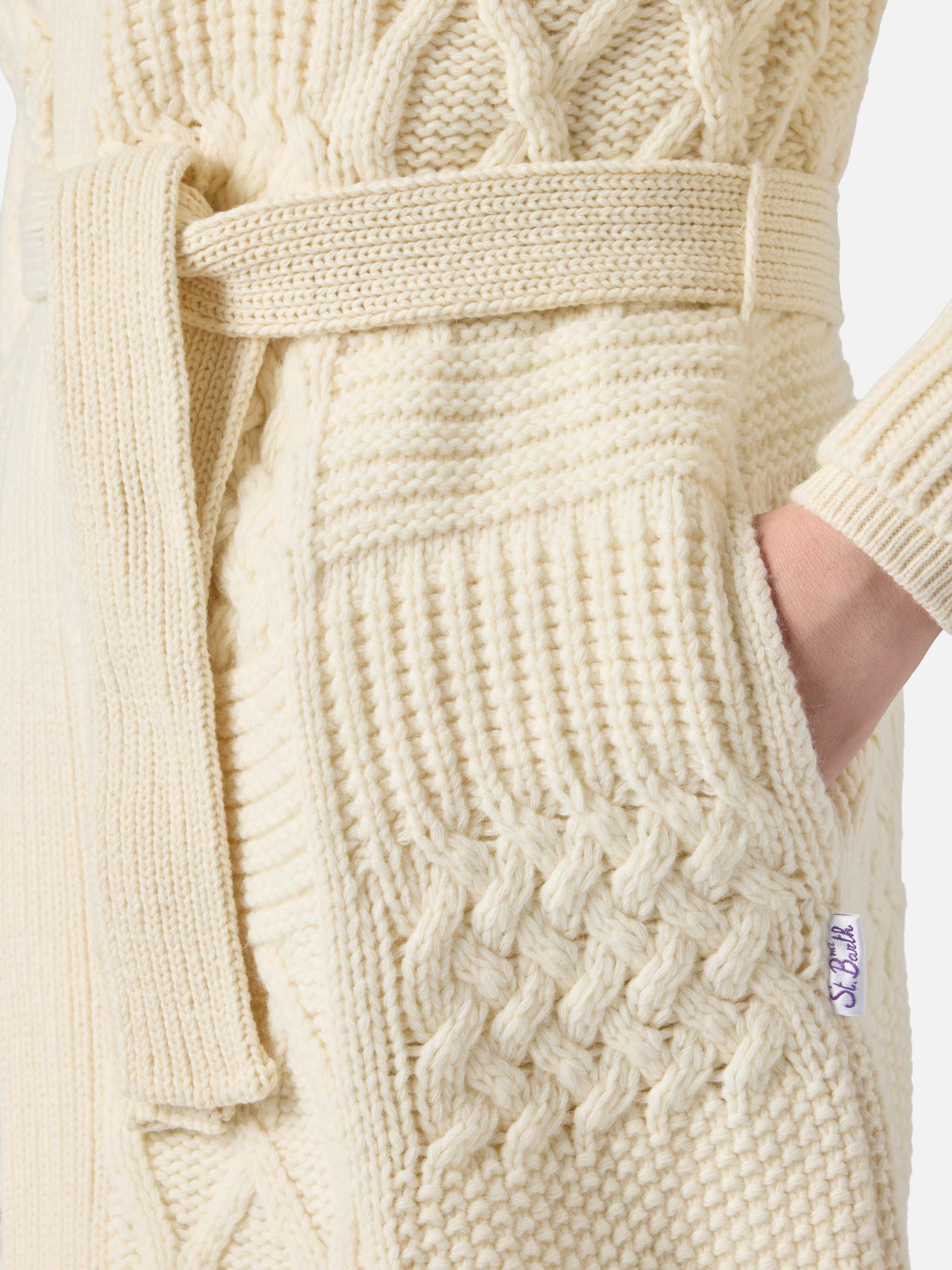 Maxi cardigan Daba with embroidery and belt - Image 4