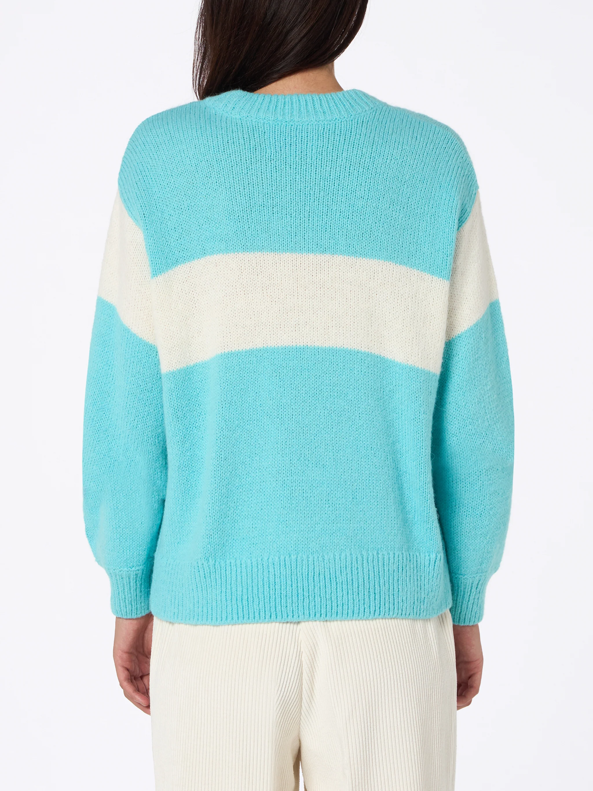 Danya light blue sweater with Après Ski print - Image 2