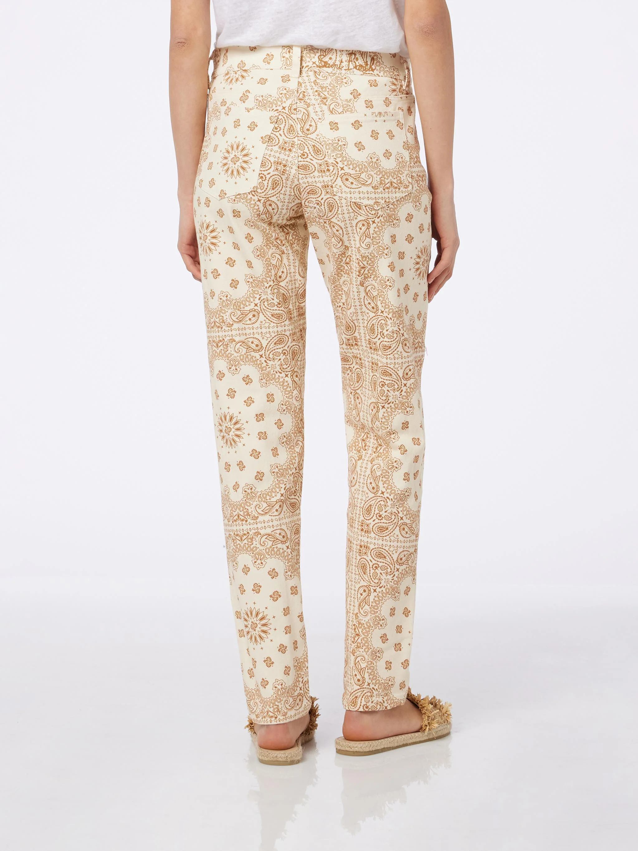 Belleville off-white bandana print denim pants - Image 2