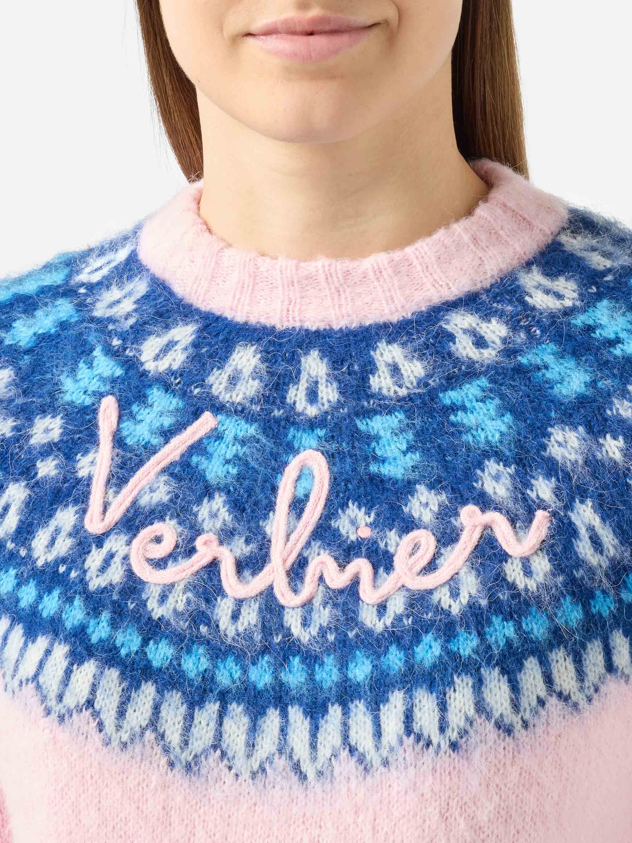 Pink New Queen Nordic Soft sweater with jacquard pattern - Image 2