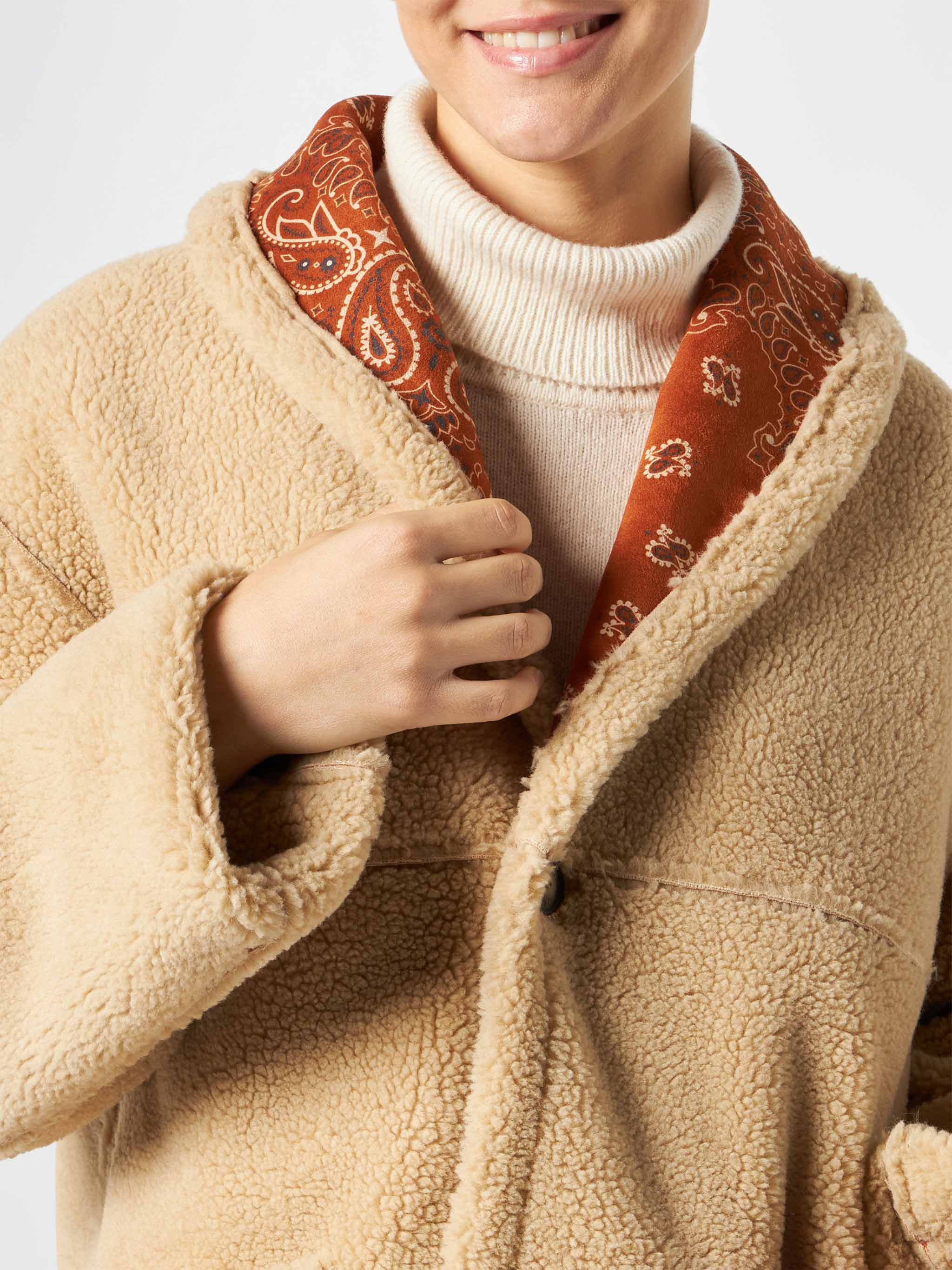 Dorys reversible shearling jacket with bandana print - Image 3