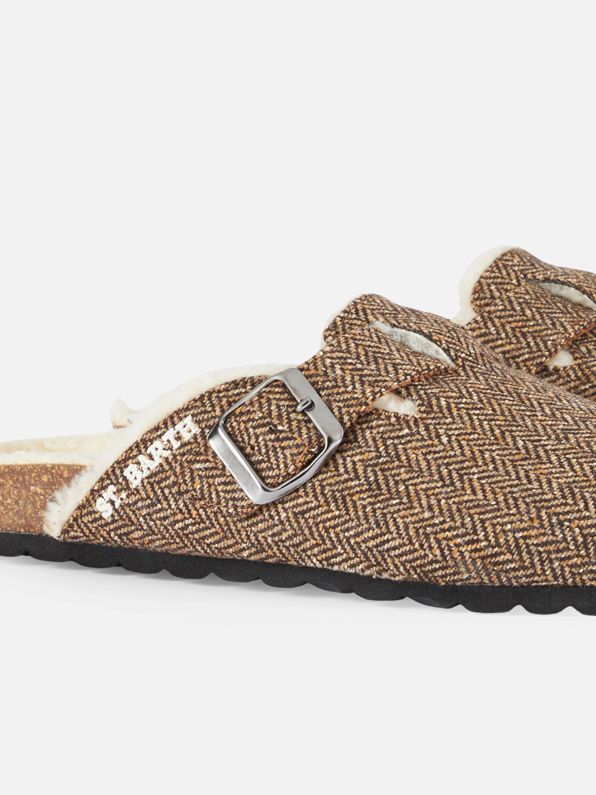 Furry sandal clogs with herringbone pattern - Image 3