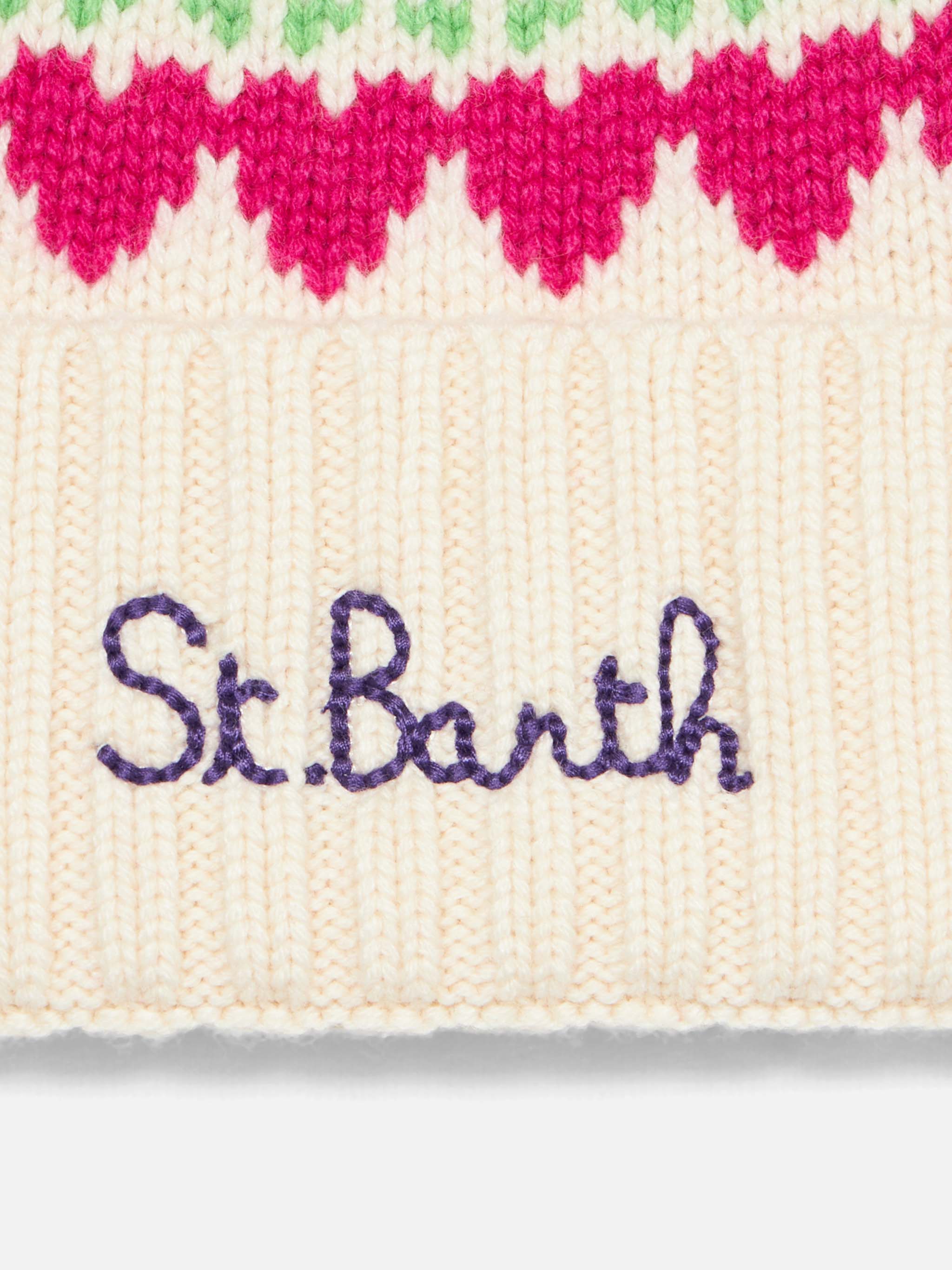 White Wengen beanie with heart jacquard - Image 2