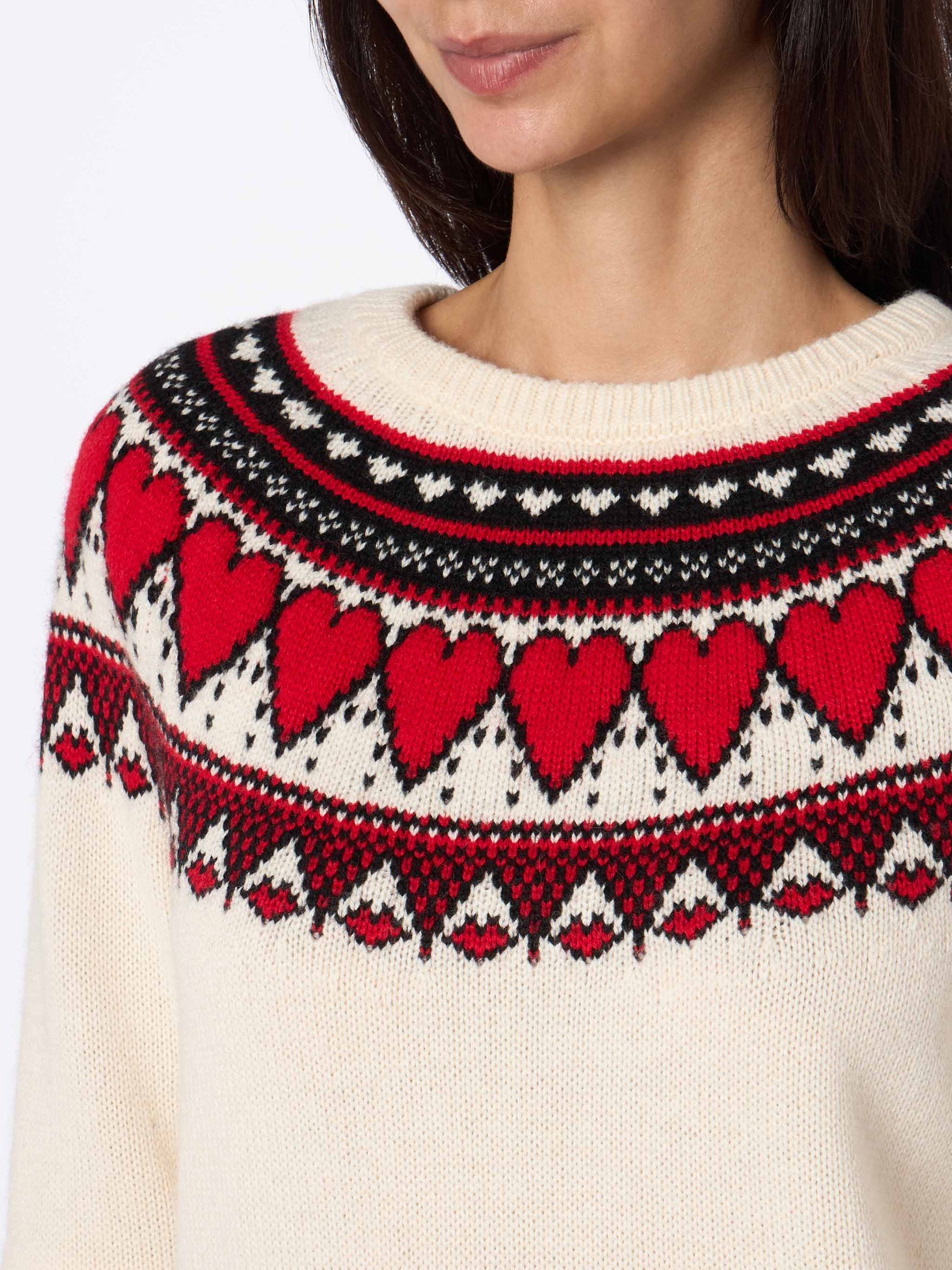 New Queen Nordic white sweater with heart jacquard - Image 2